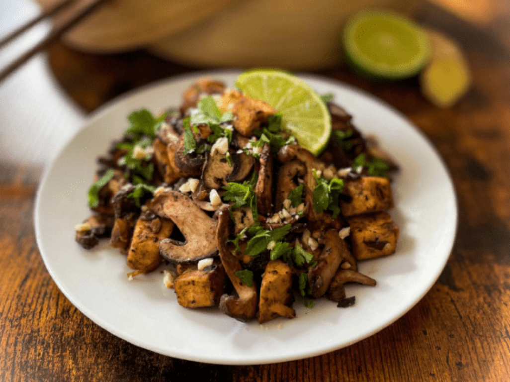 Tempeh-with-shiitake-mushrooms-in-miso-sauce
